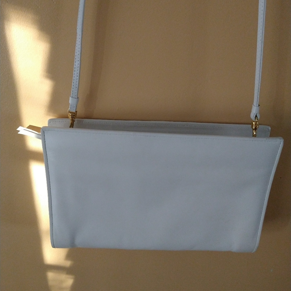 Vintage White Leather crossbody bag/clutch - Picture 4 of 8